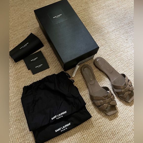 YSL YVES SAINT LAURENT flat sandal tribute in mushroom patent leather rare color - Picture 3 of 4